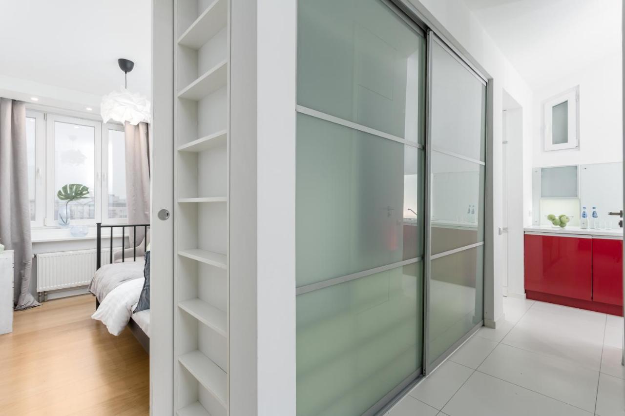 Rent Like Plac Mirowski 12 * Warszawa