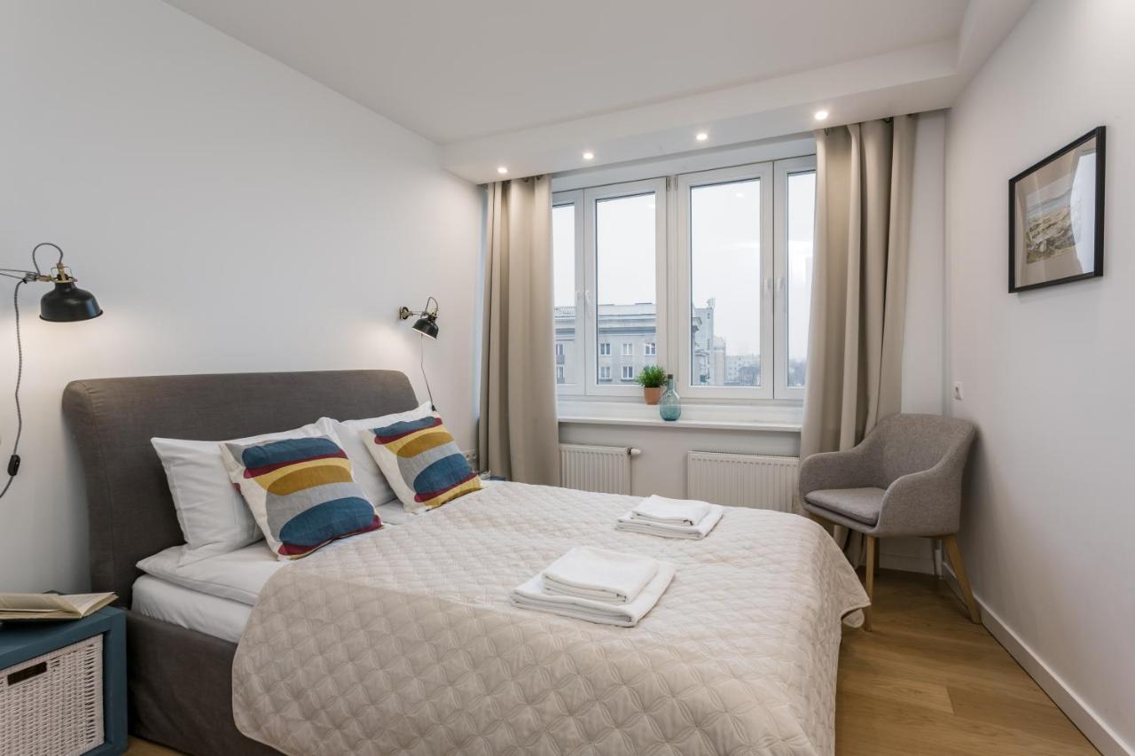 Apartament Rent Like Plac Mirowski 12 *